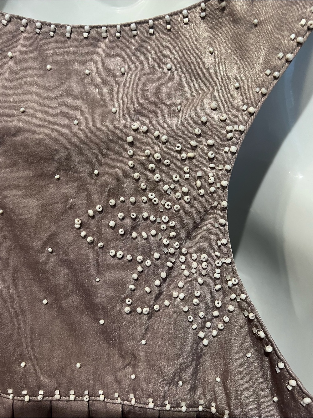 Forever 21 Taupe Sleeveless Embellished Beaded Scoop Neck Top Size M NWOT - Picture 9 of 11